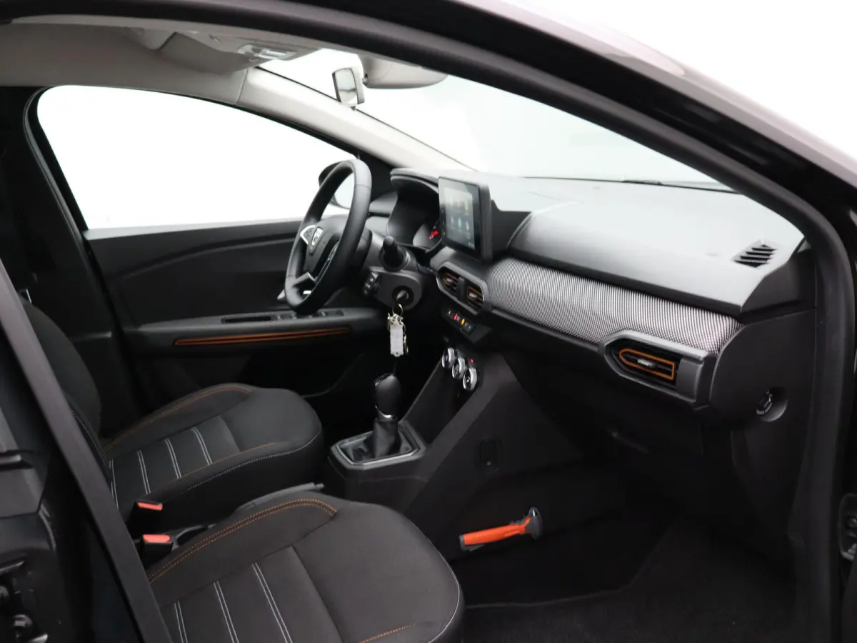 TCe 90 CVT GPF Comfort | AUTOMAAT | Navigatie | Parkeercamera |