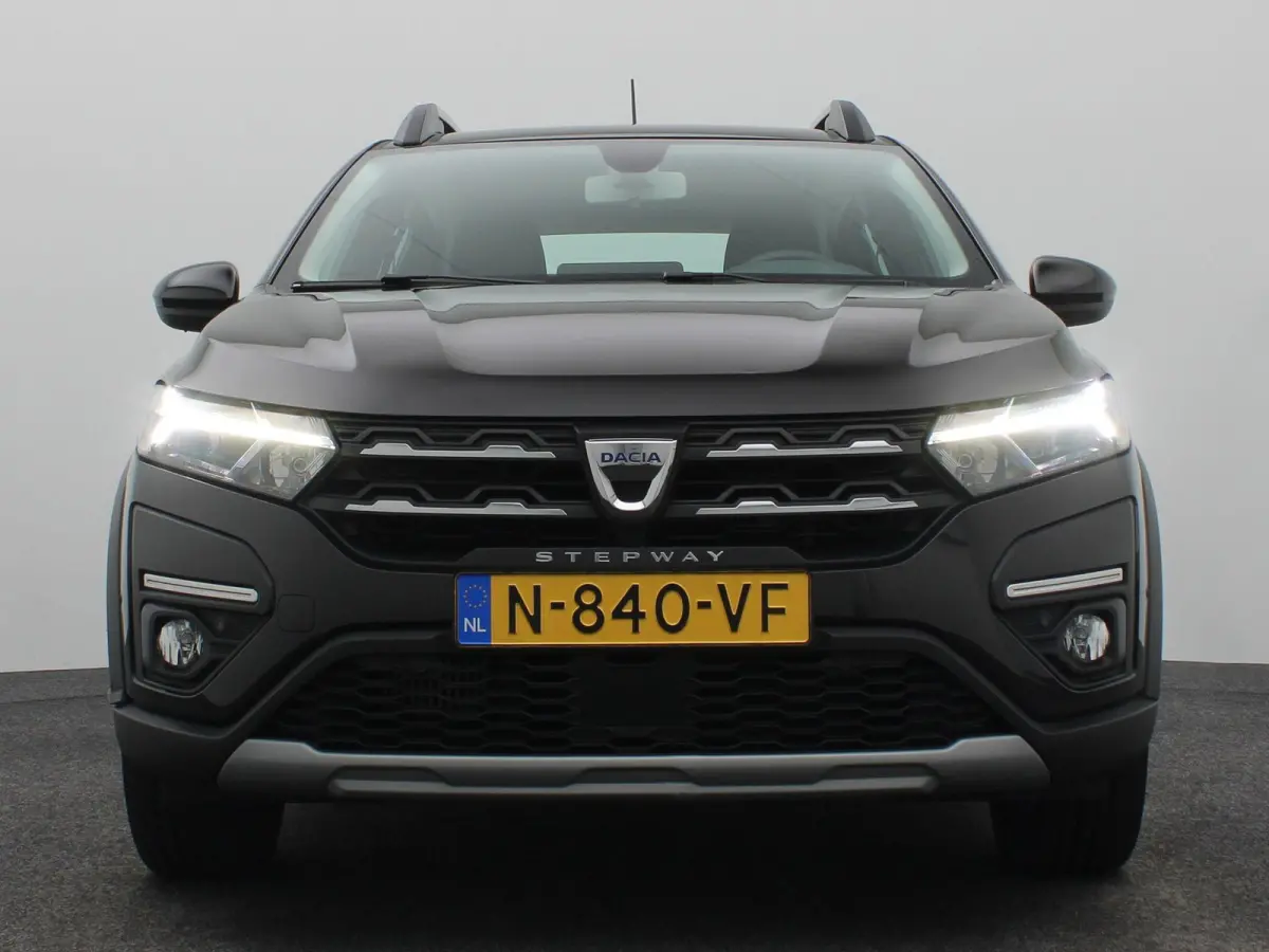 TCe 90 CVT GPF Comfort | AUTOMAAT | Navigatie | Parkeercamera |