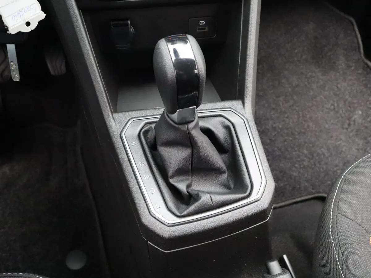 TCe 90 CVT GPF Comfort | AUTOMAAT | Navigatie | Parkeercamera |