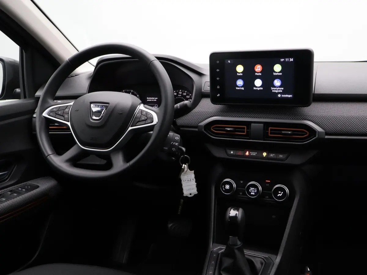 TCe 90 CVT GPF Comfort | AUTOMAAT | Navigatie | Parkeercamera |