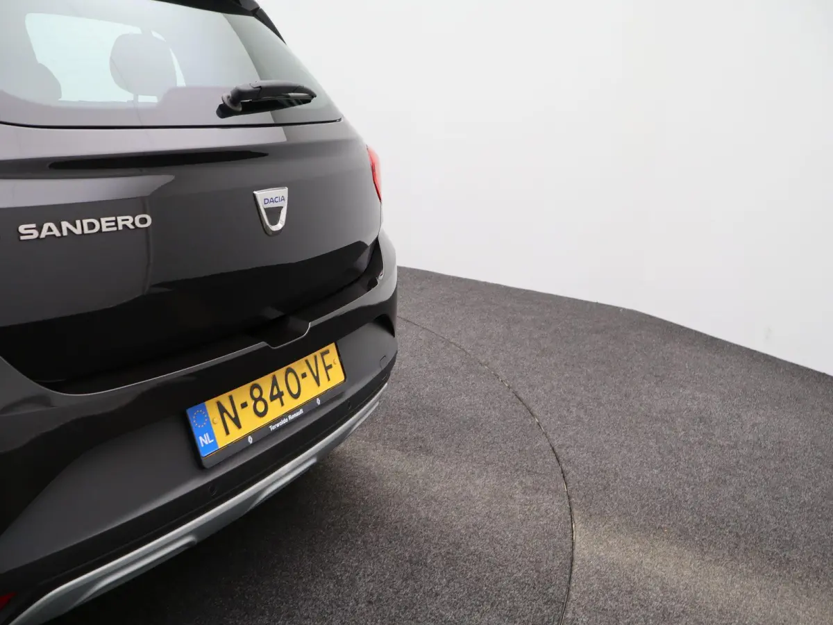 TCe 90 CVT GPF Comfort | AUTOMAAT | Navigatie | Parkeercamera |