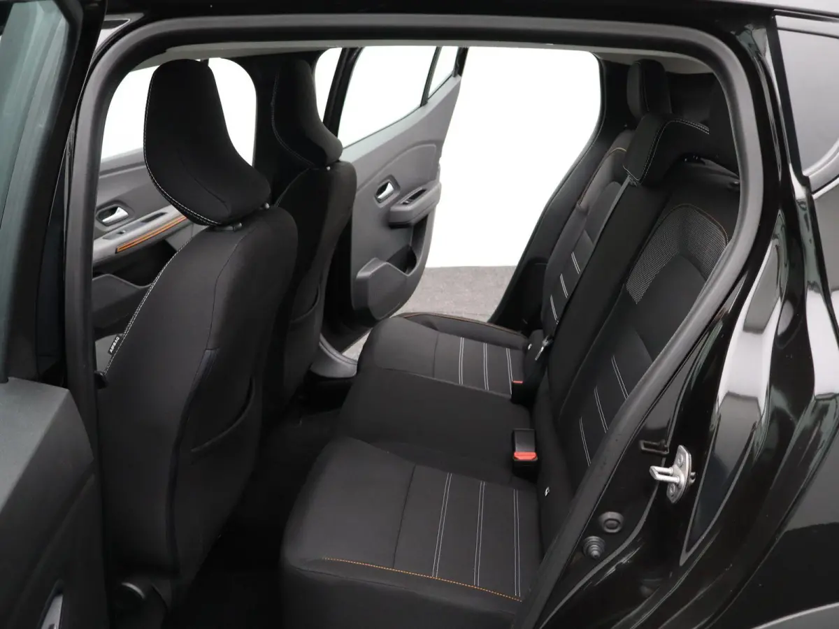 TCe 90 CVT GPF Comfort | AUTOMAAT | Navigatie | Parkeercamera |