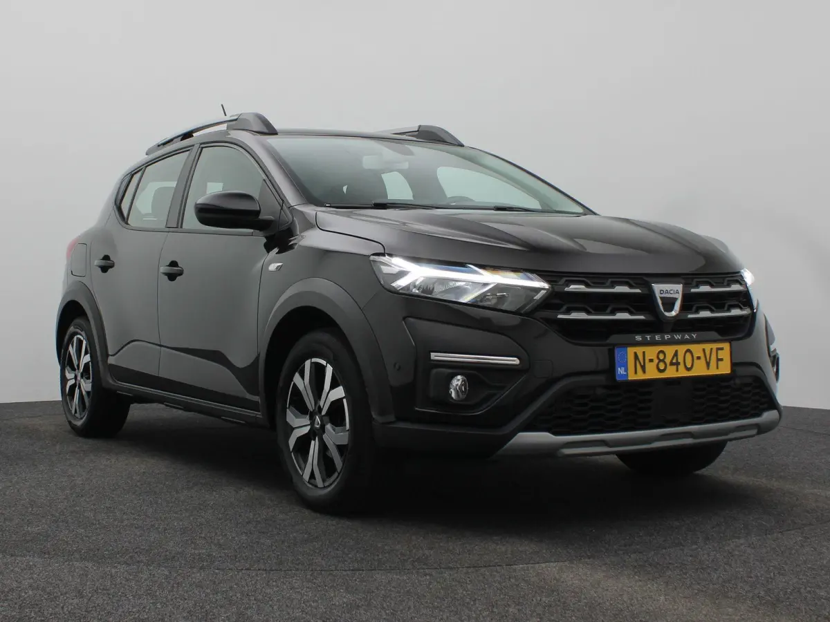 TCe 90 CVT GPF Comfort | AUTOMAAT | Navigatie | Parkeercamera |