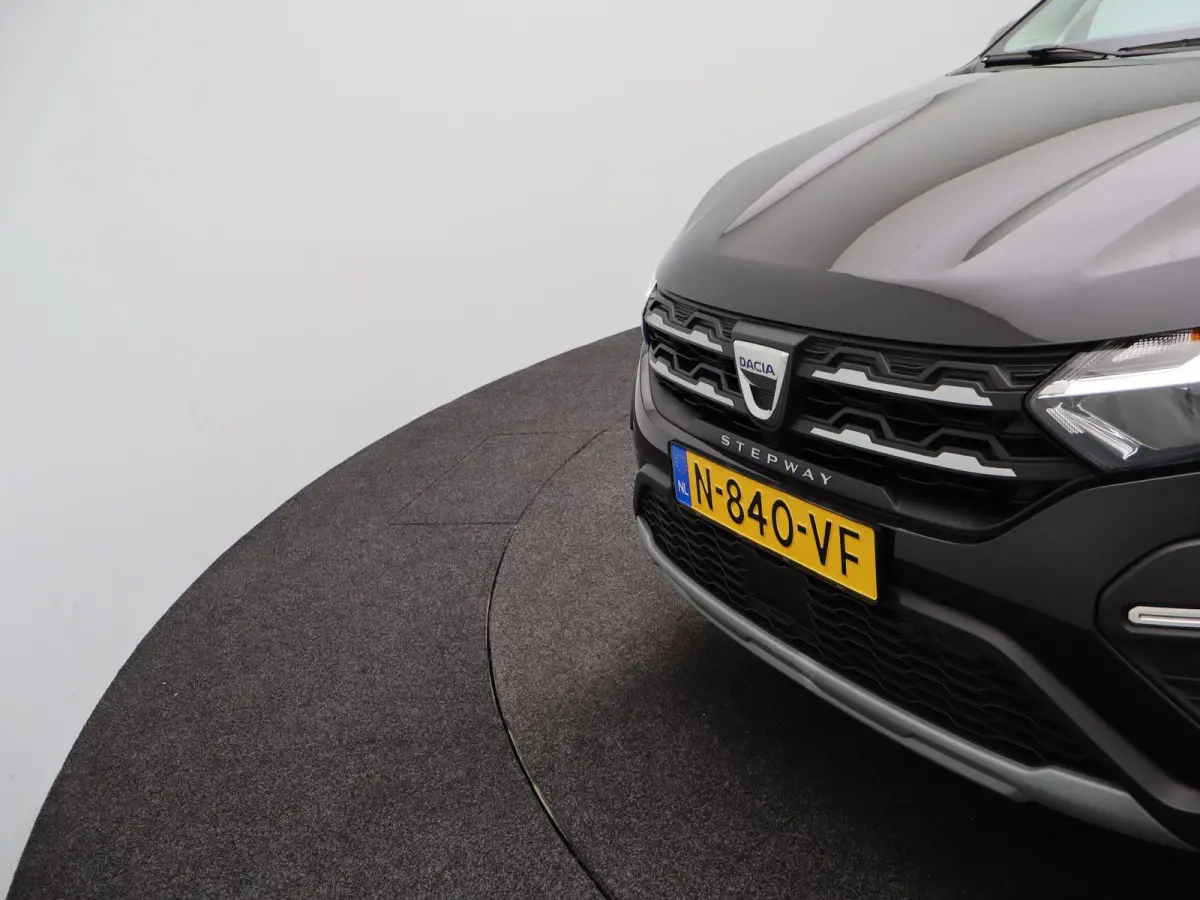TCe 90 CVT GPF Comfort | AUTOMAAT | Navigatie | Parkeercamera |