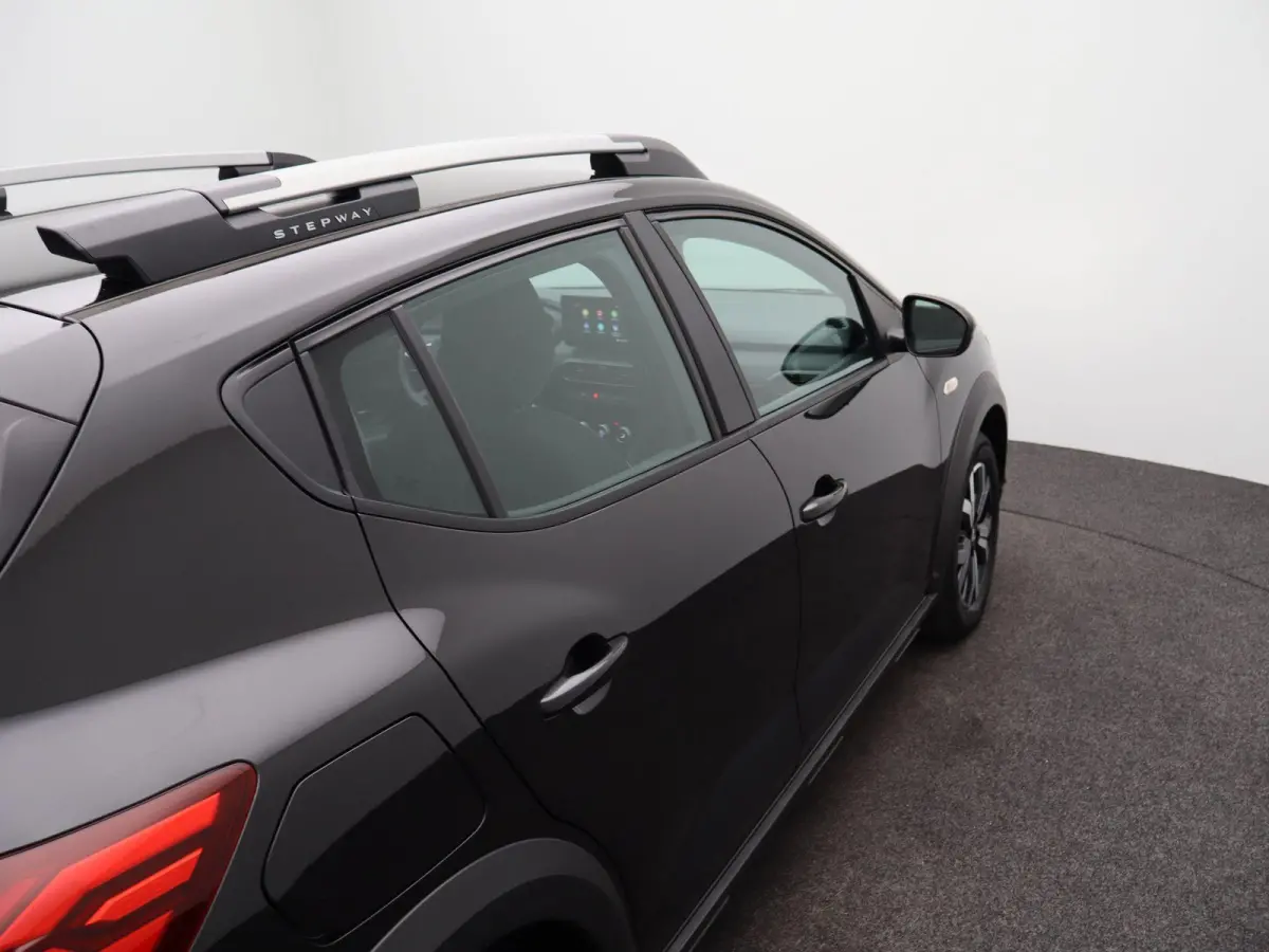 TCe 90 CVT GPF Comfort | AUTOMAAT | Navigatie | Parkeercamera |