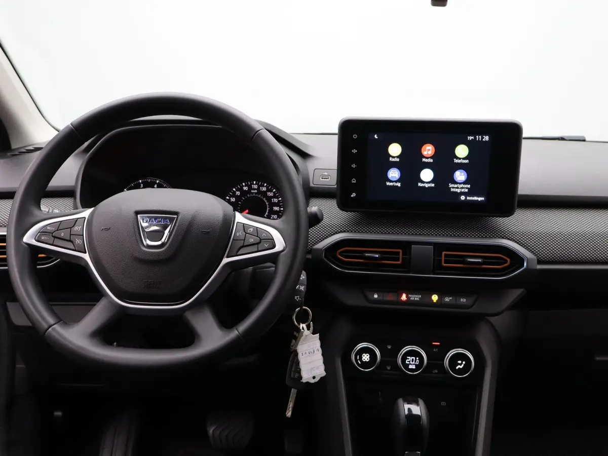 TCe 90 CVT GPF Comfort | AUTOMAAT | Navigatie | Parkeercamera |