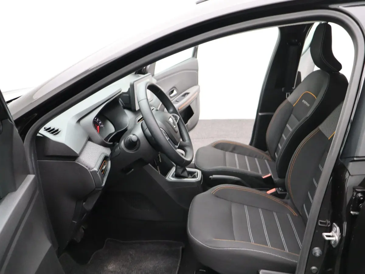 TCe 90 CVT GPF Comfort | AUTOMAAT | Navigatie | Parkeercamera |