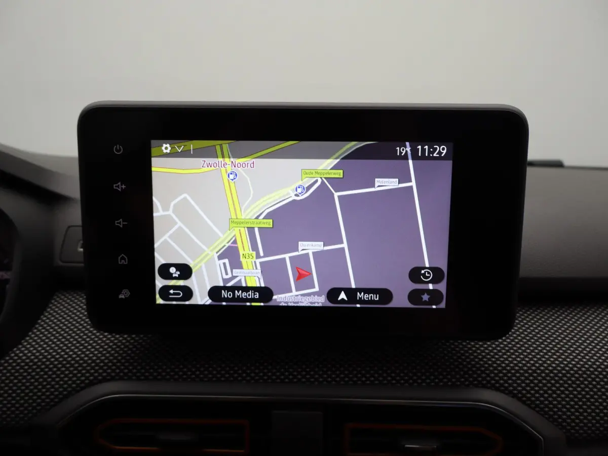 TCe 90 CVT GPF Comfort | AUTOMAAT | Navigatie | Parkeercamera |