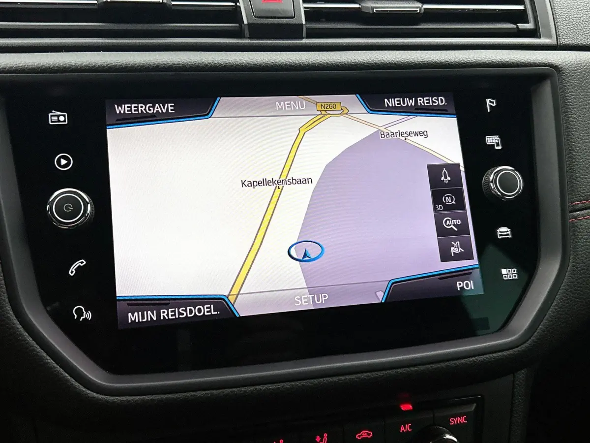1.0 TSI 115PK FR Business Intense CAMERA | NAVI & CARPLAY | TREKHAAK