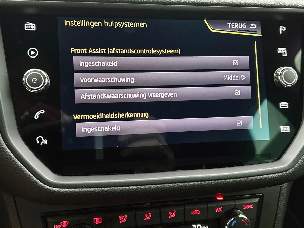 1.0 TSI 115PK FR Business Intense CAMERA | NAVI & CARPLAY | TREKHAAK
