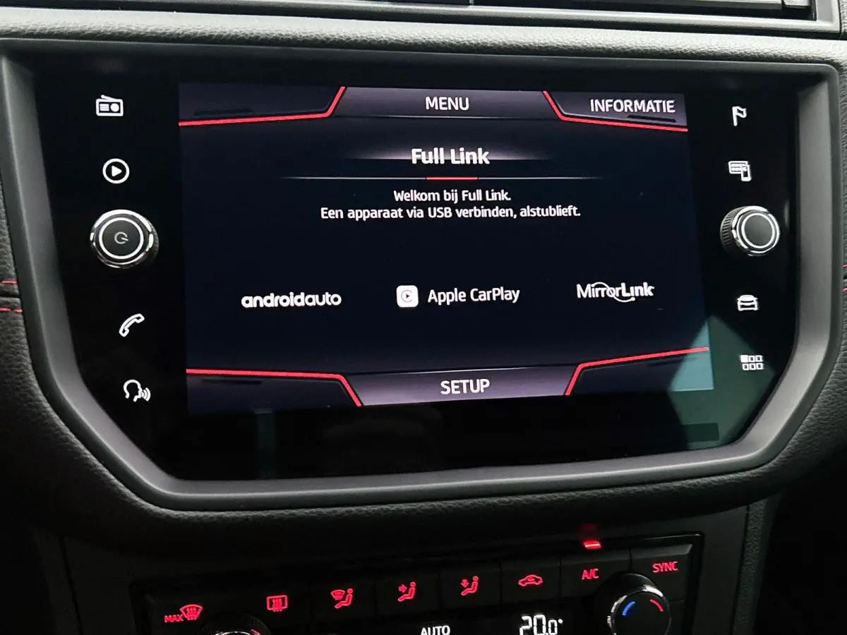 1.0 TSI 115PK FR Business Intense CAMERA | NAVI & CARPLAY | TREKHAAK