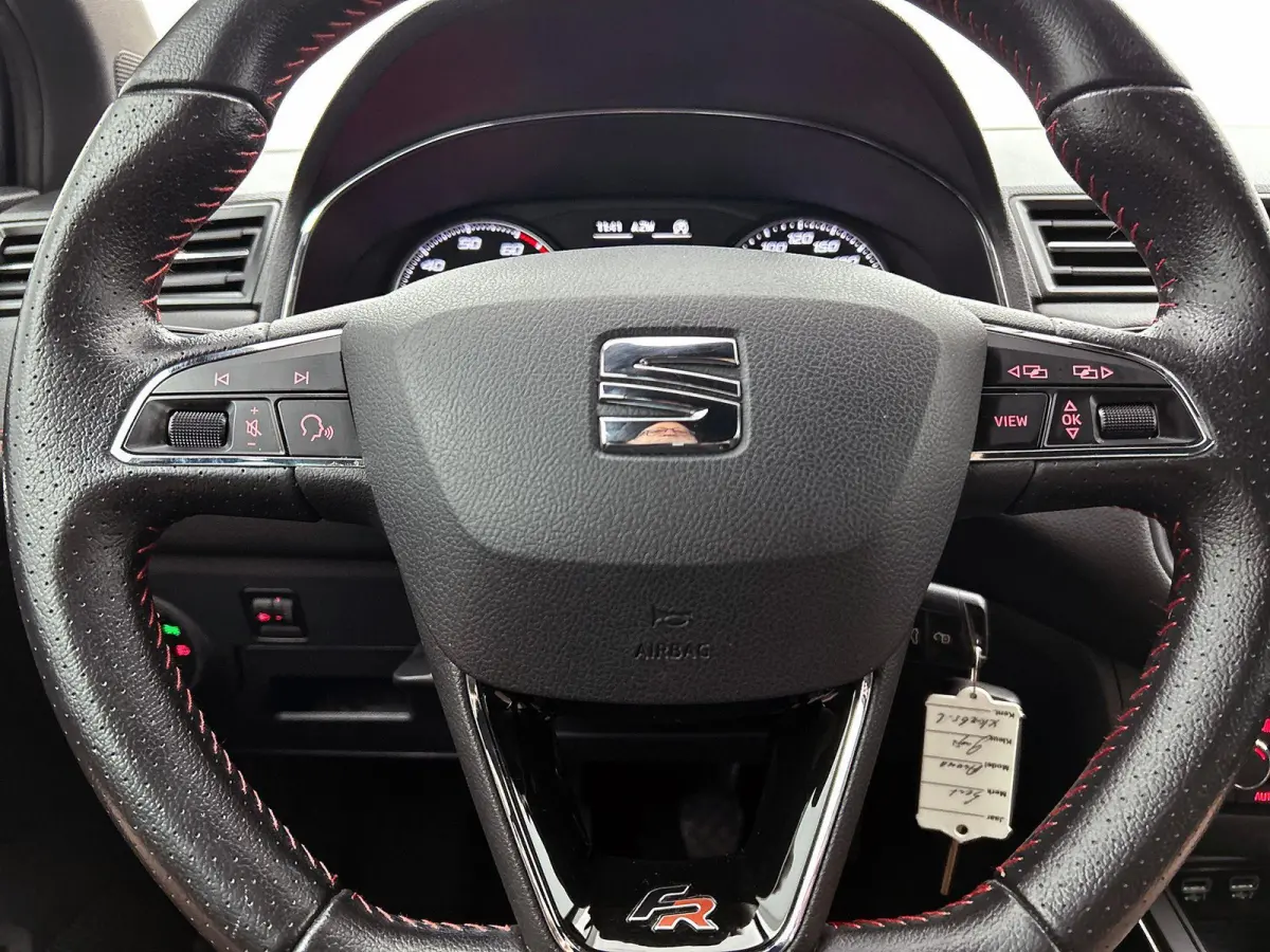 1.0 TSI 115PK FR Business Intense CAMERA | NAVI & CARPLAY | TREKHAAK