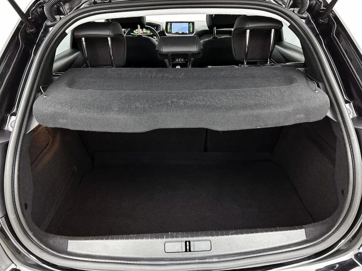 130pk Allure Pack | 1ste eigenaar | Camera | LED lampen |AppleCarPlay/Android | AUTOMAAT | Navigatie