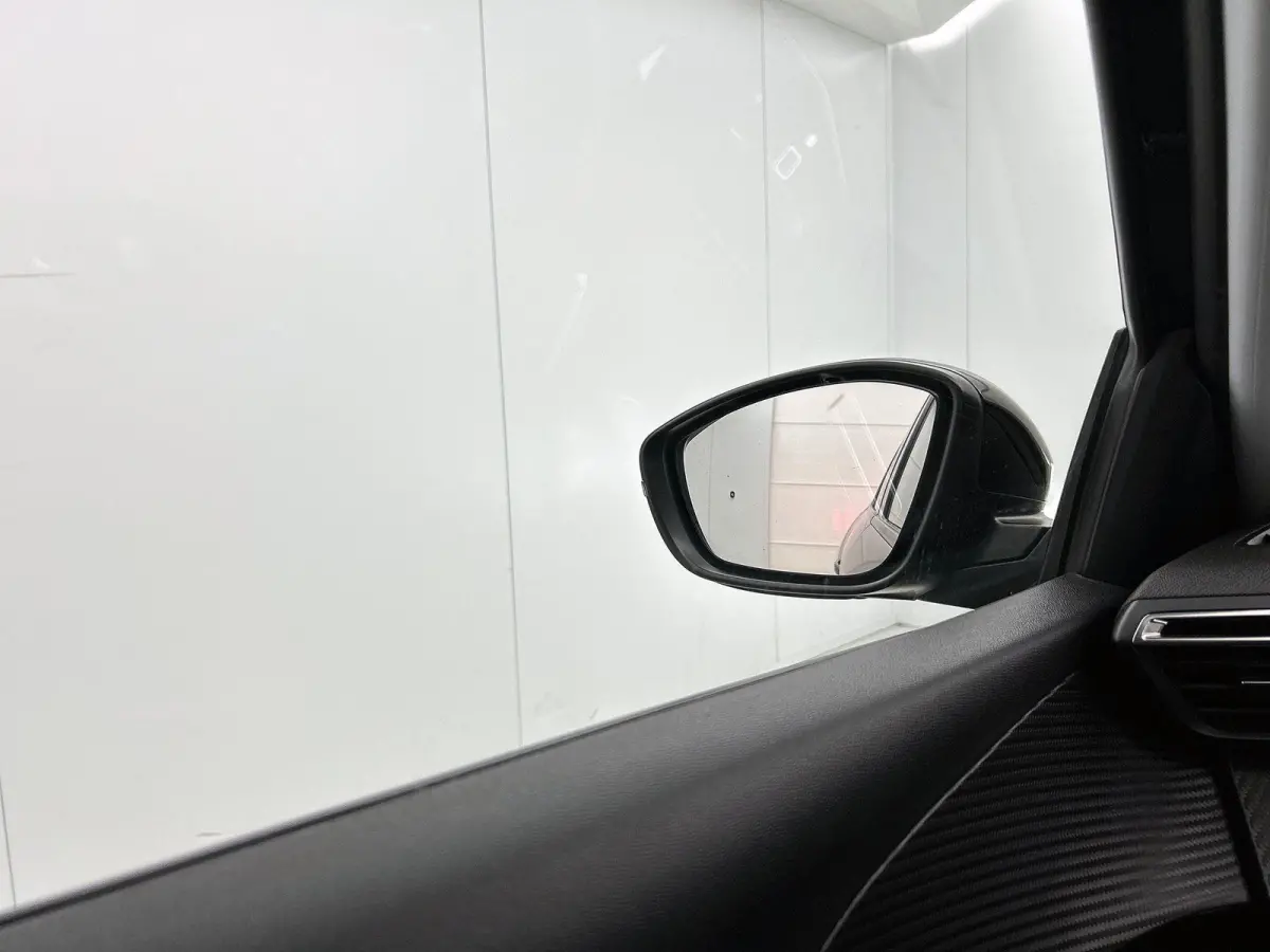 130pk Allure Pack | 1ste eigenaar | Camera | LED lampen |AppleCarPlay/Android | AUTOMAAT | Navigatie