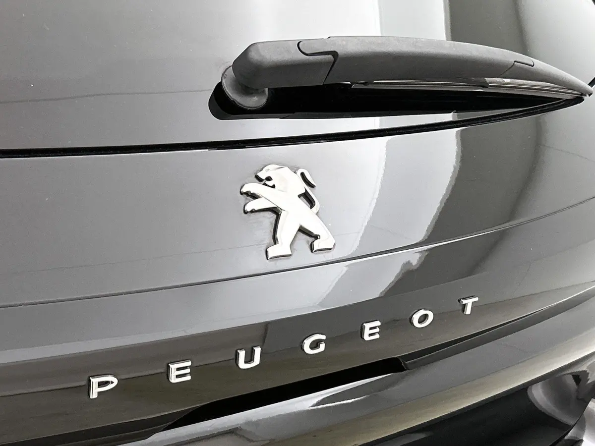 130pk Allure Pack | 1ste eigenaar | Camera | LED lampen |AppleCarPlay/Android | AUTOMAAT | Navigatie