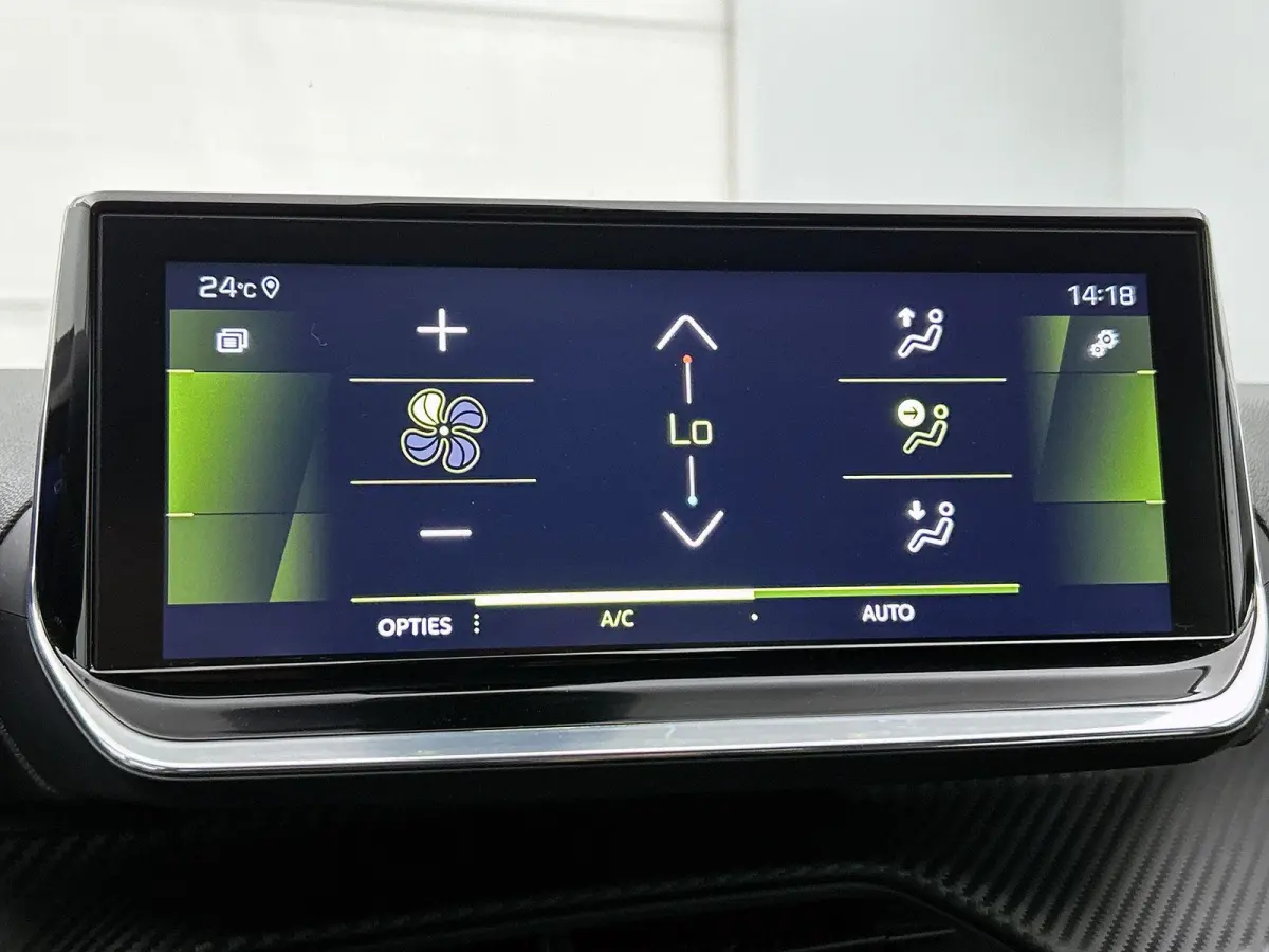 130pk Allure Pack | 1ste eigenaar | Camera | LED lampen |AppleCarPlay/Android | AUTOMAAT | Navigatie