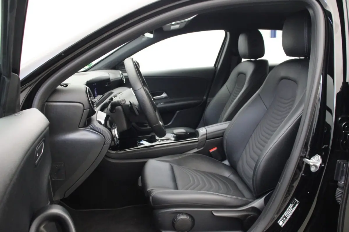 180 Business Solution Automaat - Digitaal Cockpit, Camera, Stoelverw.