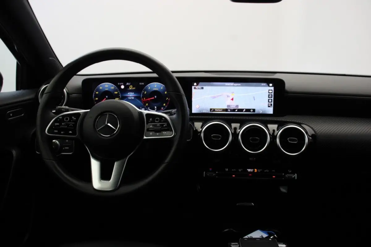 180 Business Solution Automaat - Digitaal Cockpit, Camera, Stoelverw.