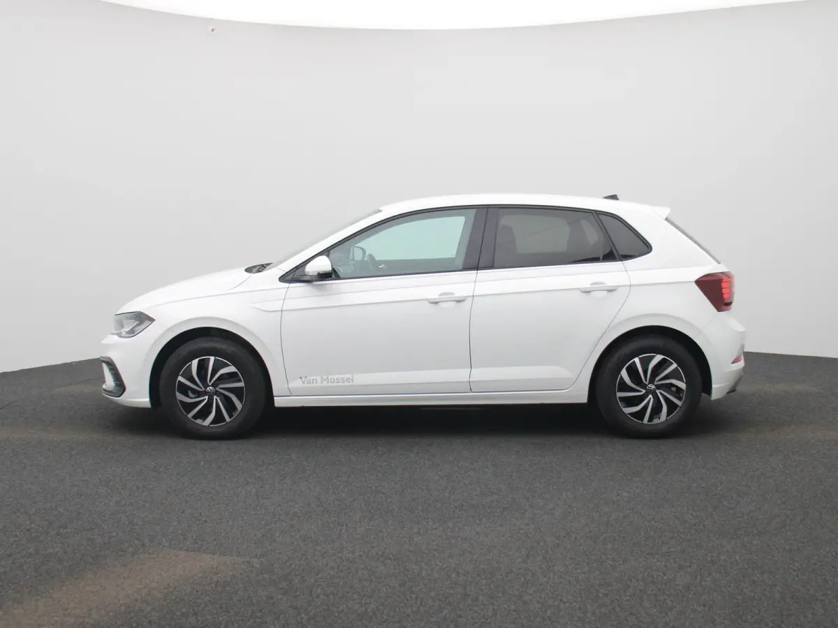 1.0 TSI Life Edition 95 PK | EM | Navigatie | Camera | Parkeersensoren | Adaptive Cruise Control | Apple Carplay | Android Auto | Privacy glas | LED | DAB | Digital Cockpit |