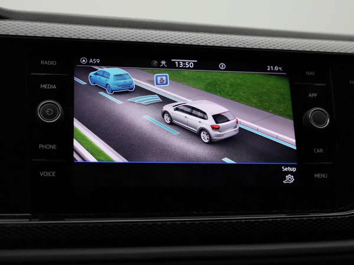 1.0 TSI Life Edition 95 PK | EM | Navigatie | Camera | Parkeersensoren | Adaptive Cruise Control | Apple Carplay | Android Auto | Privacy glas | LED | DAB | Digital Cockpit |