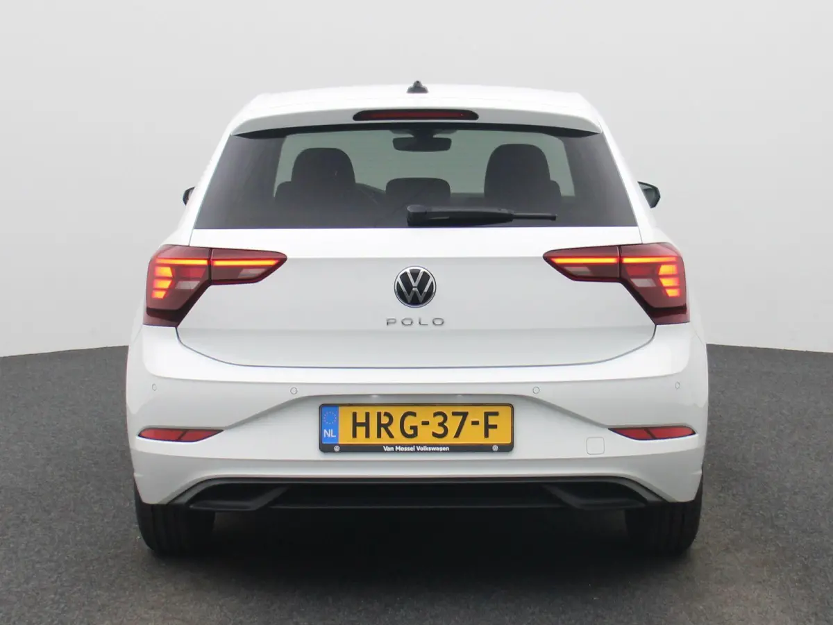 1.0 TSI Life Edition 95 PK | EM | Navigatie | Camera | Parkeersensoren | Adaptive Cruise Control | Apple Carplay | Android Auto | Privacy glas | LED | DAB | Digital Cockpit |