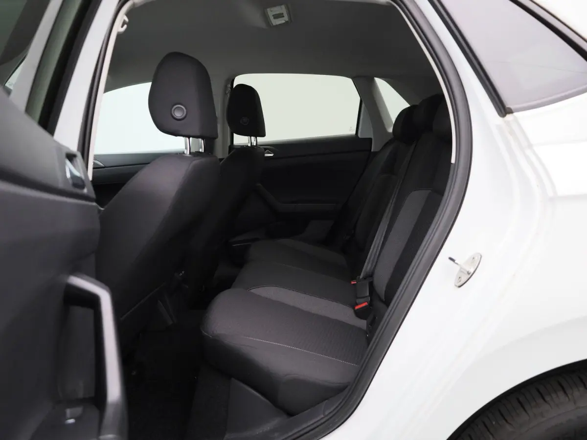1.0 TSI Life Edition 95 PK | EM | Navigatie | Camera | Parkeersensoren | Adaptive Cruise Control | Apple Carplay | Android Auto | Privacy glas | LED | DAB | Digital Cockpit |