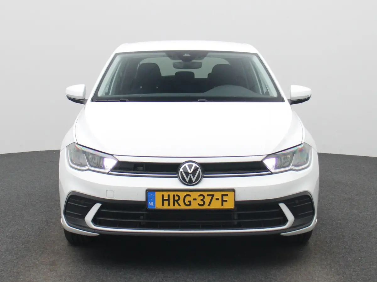 1.0 TSI Life Edition 95 PK | EM | Navigatie | Camera | Parkeersensoren | Adaptive Cruise Control | Apple Carplay | Android Auto | Privacy glas | LED | DAB | Digital Cockpit |