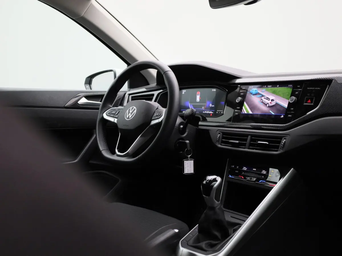 1.0 TSI Life Edition 95 PK | EM | Navigatie | Camera | Parkeersensoren | Adaptive Cruise Control | Apple Carplay | Android Auto | Privacy glas | LED | DAB | Digital Cockpit |