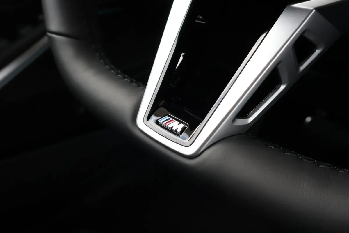 330e M Sport Edition | SoH 100% | Sport Pakket Pro | Innovation Pack | Comfort Pack | Elektr. Achterklep | Harman Kardon | Active Cruise | Trekhaak | Parking Assistant Plus |