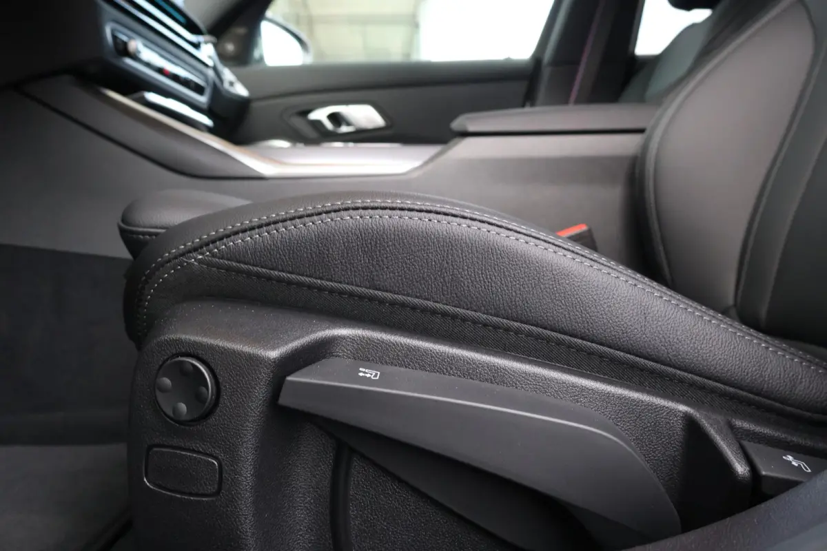 330e M Sport Edition | SoH 100% | Sport Pakket Pro | Innovation Pack | Comfort Pack | Elektr. Achterklep | Harman Kardon | Active Cruise | Trekhaak | Parking Assistant Plus |