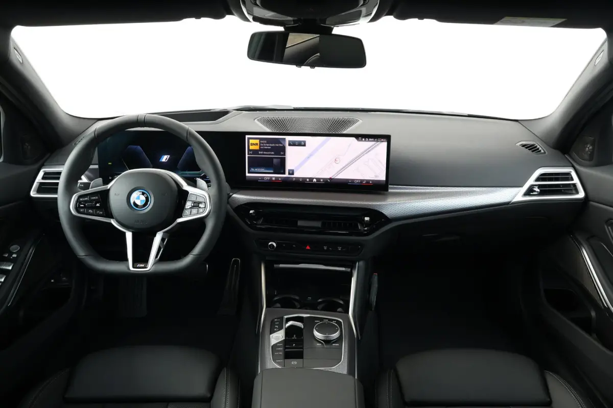330e M Sport Edition | SoH 100% | Sport Pakket Pro | Innovation Pack | Comfort Pack | Elektr. Achterklep | Harman Kardon | Active Cruise | Trekhaak | Parking Assistant Plus |