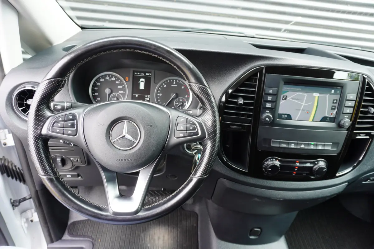 114 CDI 136pk Automaat Extra Lang L3 XL Trekhaak Apple Carplay Camera Navi Stoelverwarming ACC Cruise control