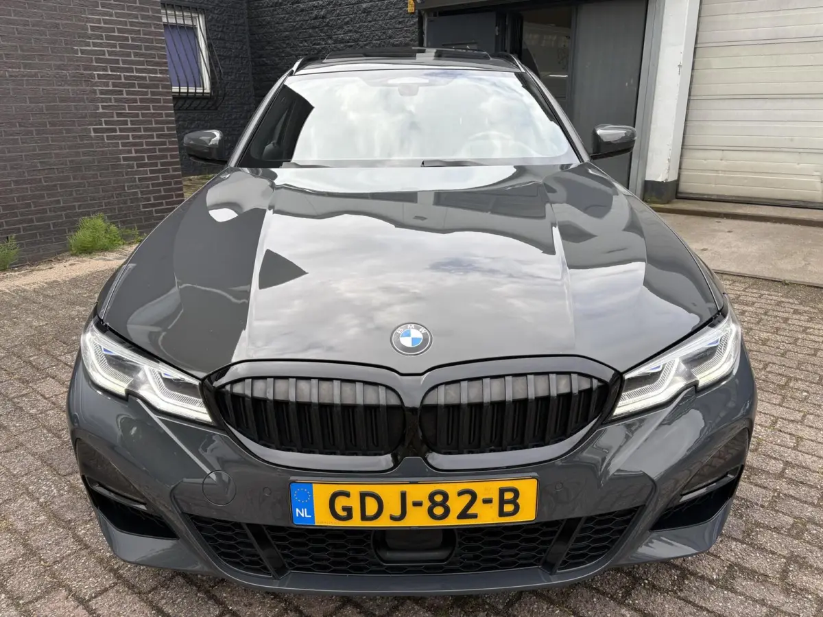 330i High Executive Edition