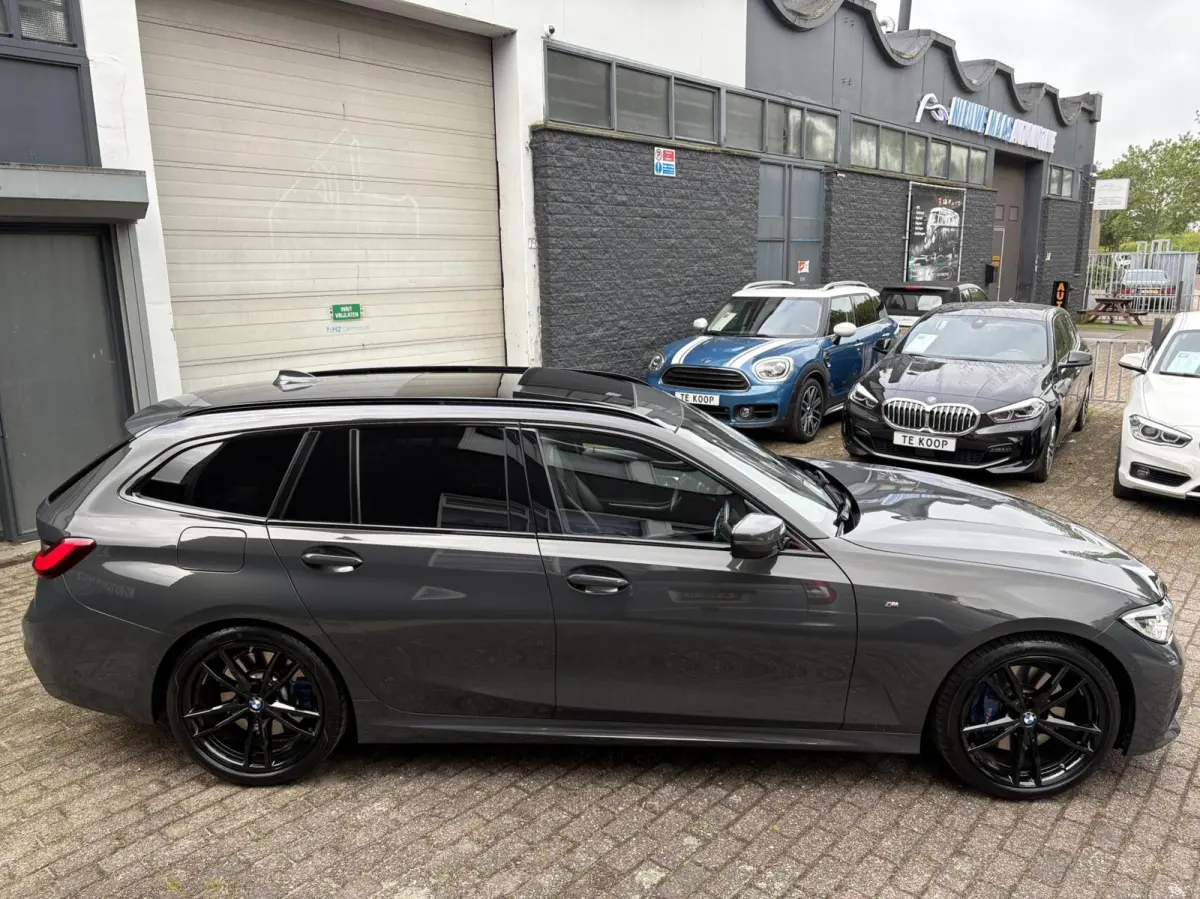 330i High Executive Edition