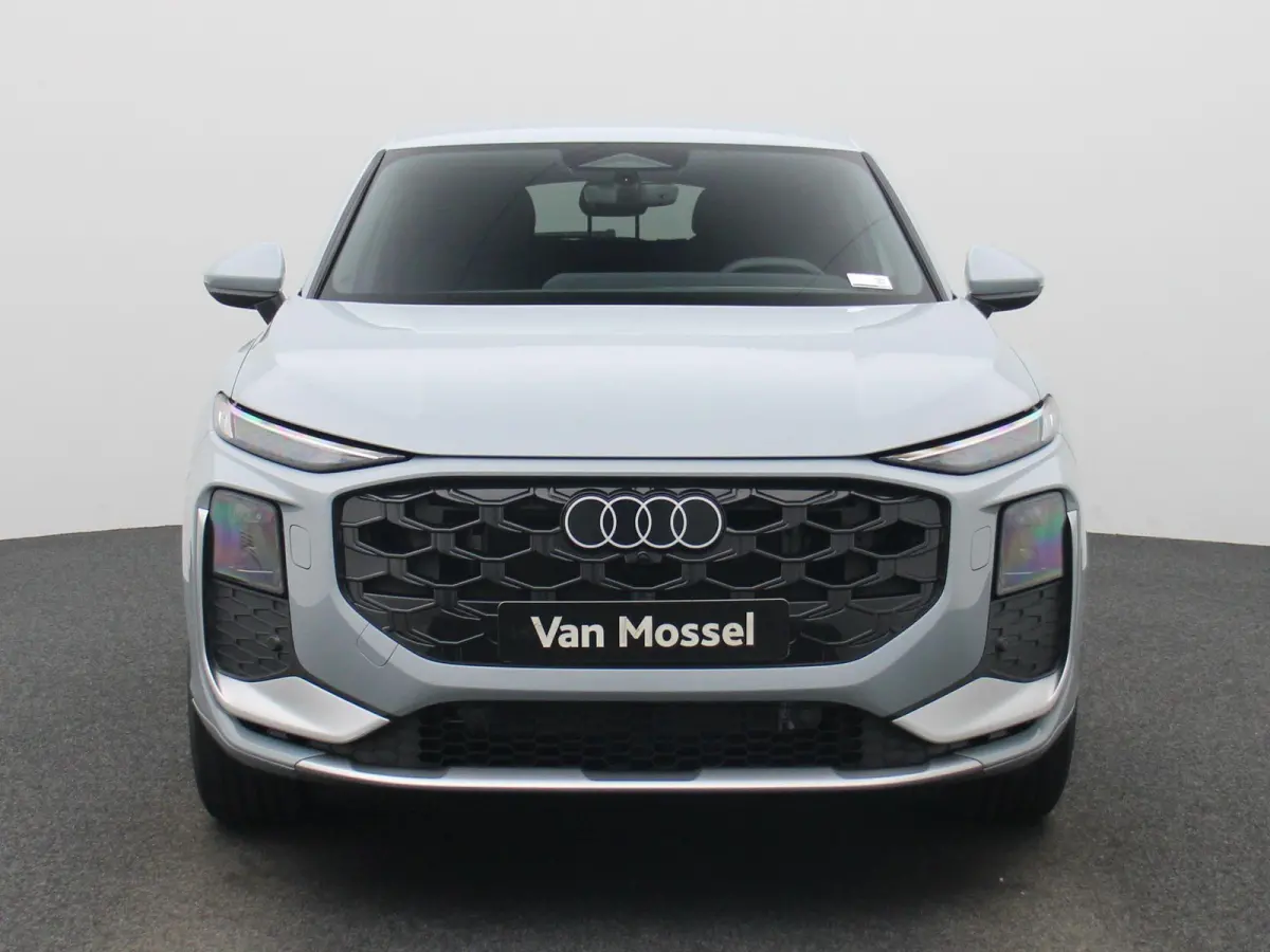 1.5 e-hybrid S edition | 272 PK | 19 inch velgen | Privacy Glas | Stoelverwarming | Ledkoplampen plus |