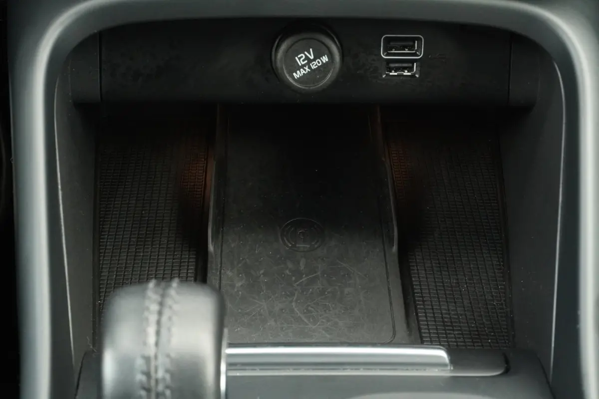 1.5 T5 Business ACCU PAKKET NIEUW Pro+360 Camera+elek-Klep+Stoel-verw+Full-Navigatie