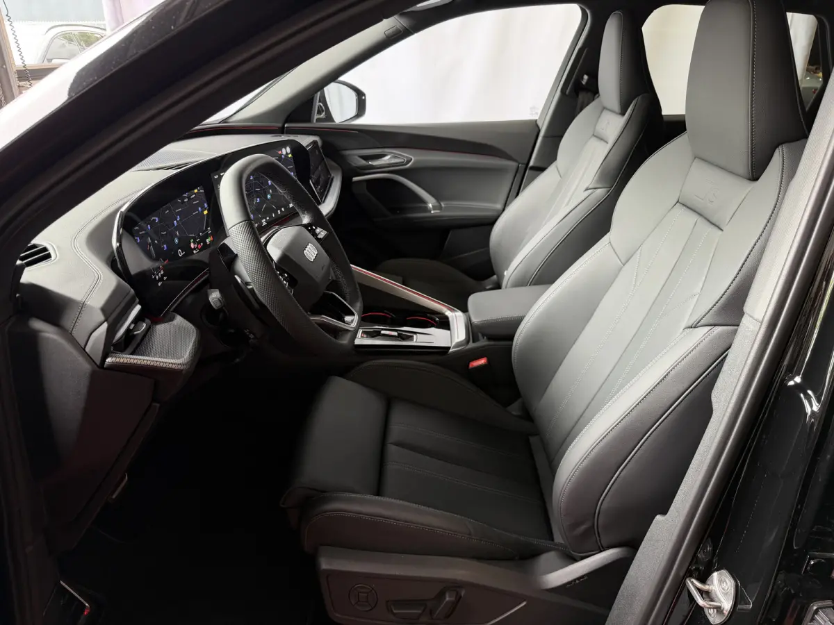 2.0 TFSI E-HYBRID S-EDITION PASS.DISPLAY LEER PANO QUATTRO 300PK 360CAM TREKHAAK MATRIXX LED ELEK.STOEL. S-LINE S LINE
