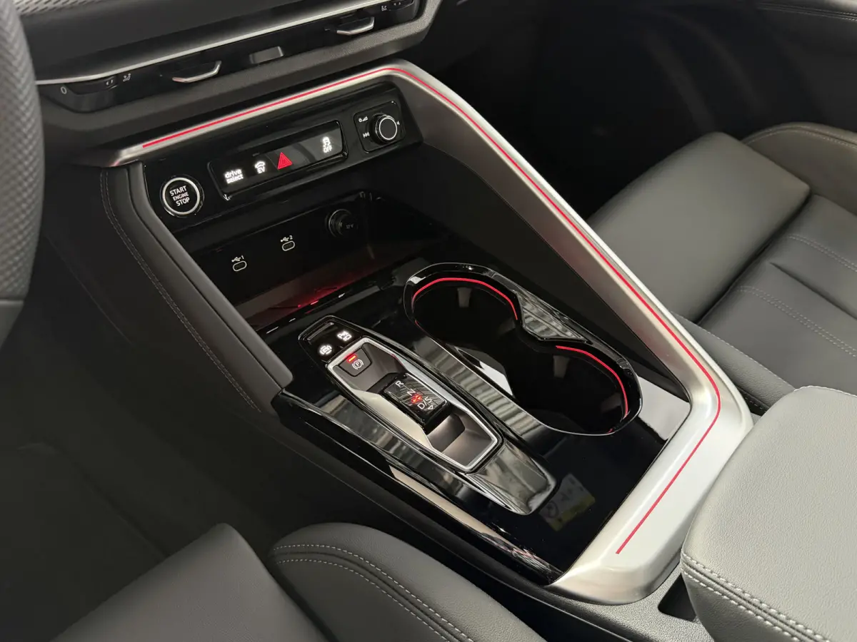 2.0 TFSI E-HYBRID QUATTRO 300 PK S-EDITION PANO PASS.DISPLAY LEER 360CAM TREKHAAK MATRIXX LED ELEK.STOEL. S-LINE S LINE