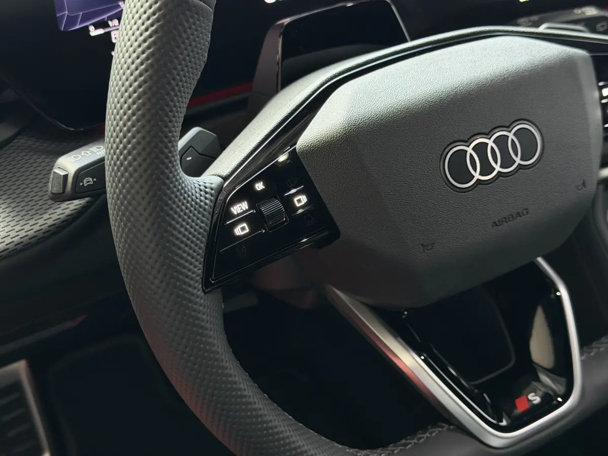 2.0 TFSI E-HYBRID QUATTRO 300 PK S-EDITION PANO PASS.DISPLAY LEER 360CAM TREKHAAK MATRIXX LED ELEK.STOEL. S-LINE S LINE