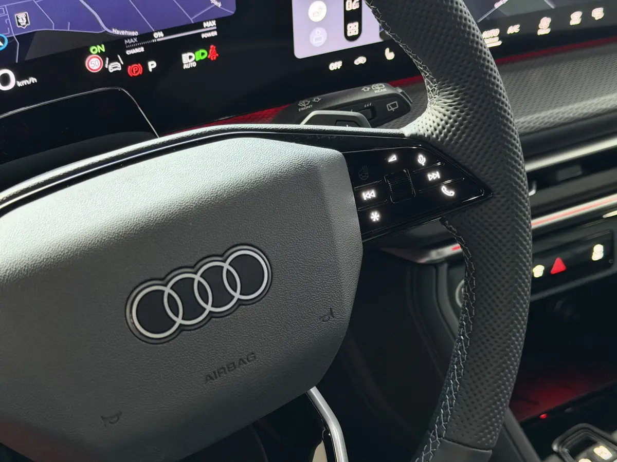 2.0 TFSI E-HYBRID QUATTRO 300 PK S-EDITION PANO PASS.DISPLAY LEER 360CAM TREKHAAK MATRIXX LED ELEK.STOEL. S-LINE S LINE