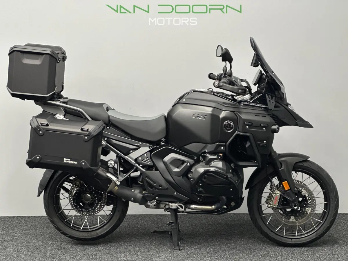 / FULL / Dealer onderhouden /