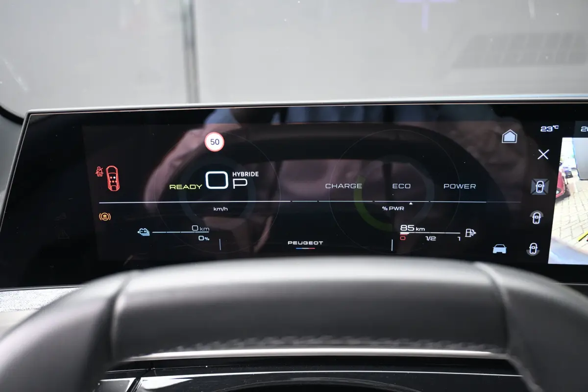 1.6 plug-in Hybrid 195 Allure | Afn. Trekhaak | 360 Camera | Navigatie | Adaptive Cruise | Draadloos Apple Carplay & Android Auto | !!
