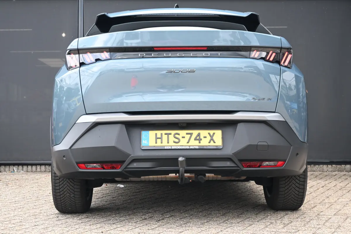 1.6 plug-in Hybrid 195 Allure | Afn. Trekhaak | 360 Camera | Navigatie | Adaptive Cruise | Draadloos Apple Carplay & Android Auto | !!