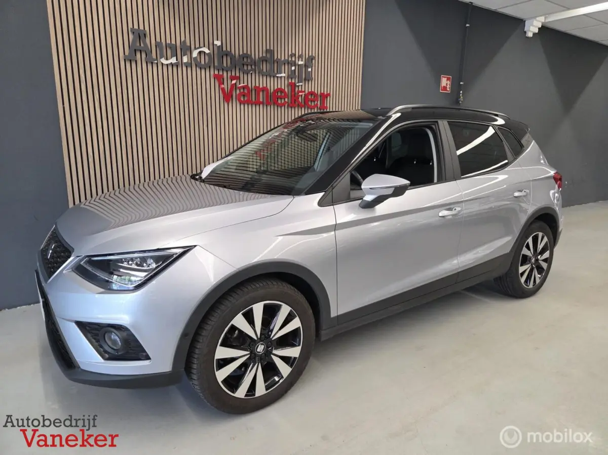 1.0 TSI Style Business Intense Plus|Camera|Carplay|