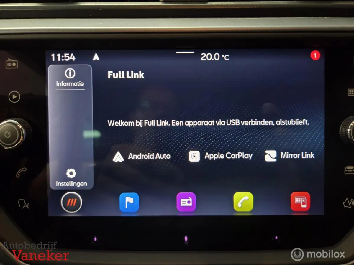 1.0 TSI Style Business Intense Plus|Camera|Carplay|