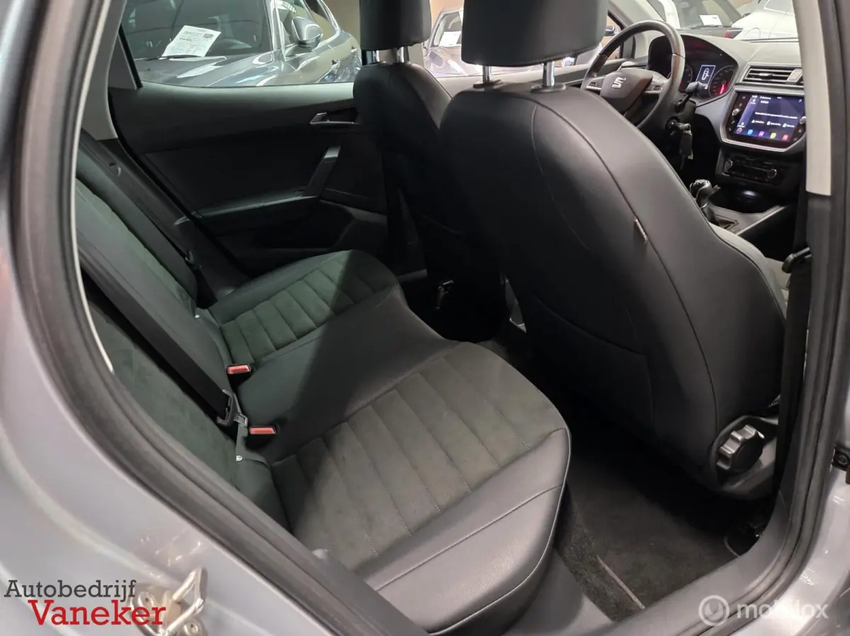 1.0 TSI Style Business Intense Plus|Camera|Carplay|