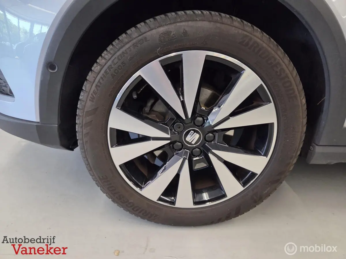 1.0 TSI Style Business Intense Plus|Camera|Carplay|