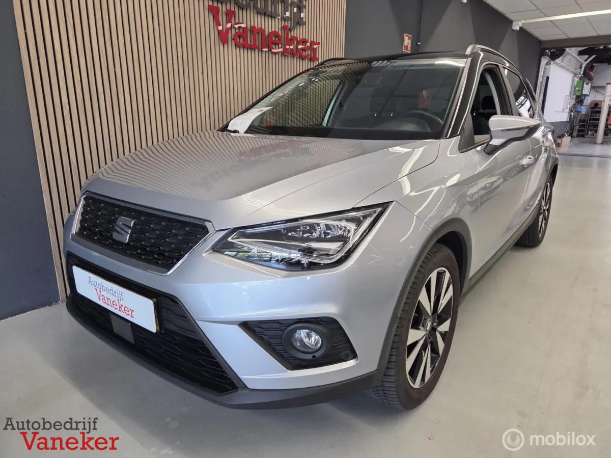 1.0 TSI Style Business Intense Plus|Camera|Carplay|