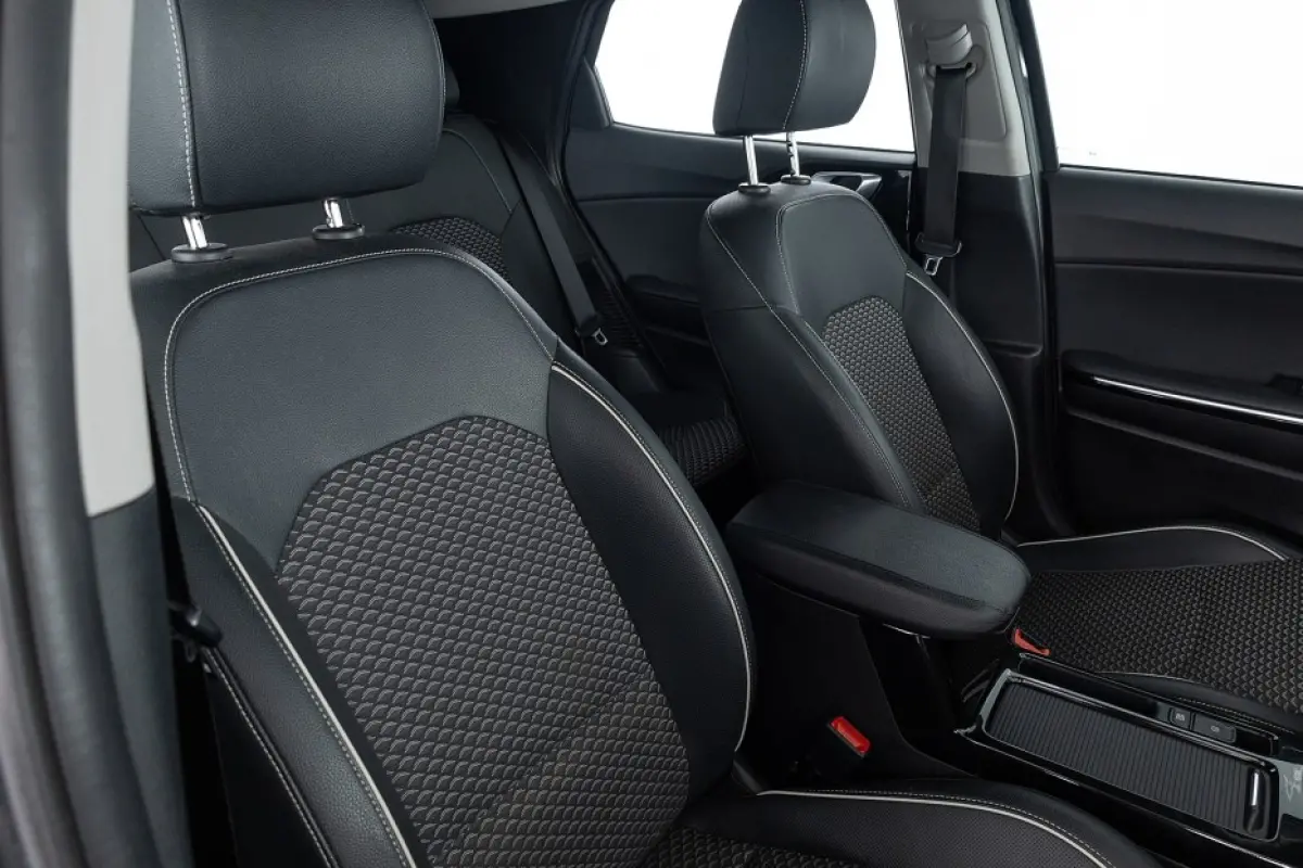 1.6 GDi PHEV DynamicPlusLine | CARPLAY | 18 Inch | Half LEDER | NAVI | CAMERA