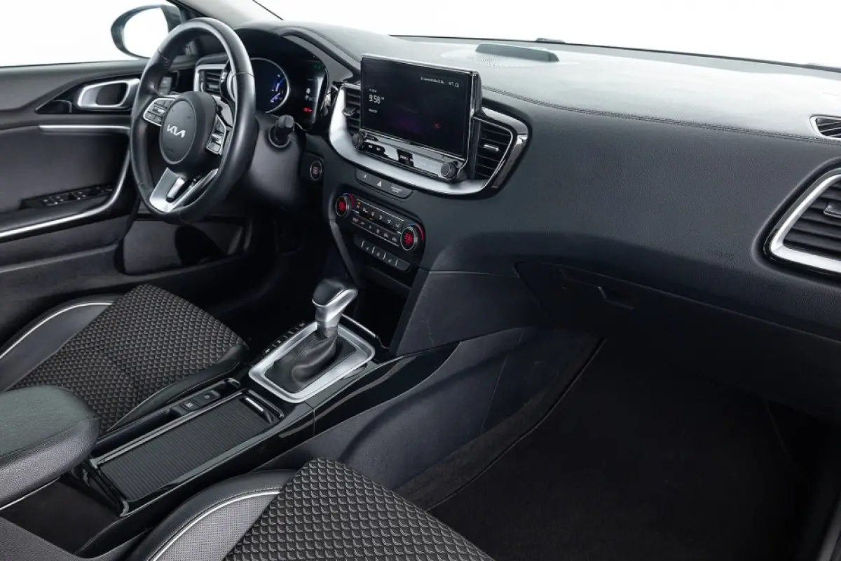 1.6 GDi PHEV DynamicPlusLine | CARPLAY | 18 Inch | Half LEDER | NAVI | CAMERA